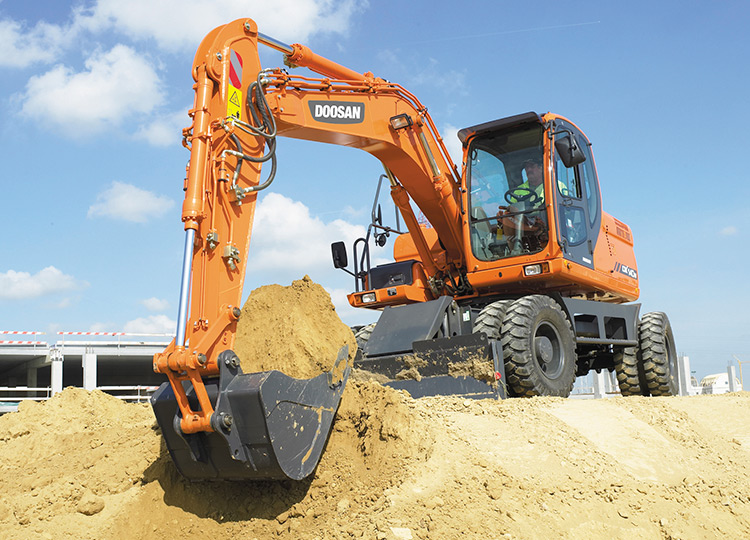 Колесный экскаватор Doosan DX140W