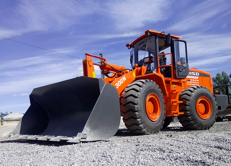 Фронтальний навантажувач Doosan DISD SD300N