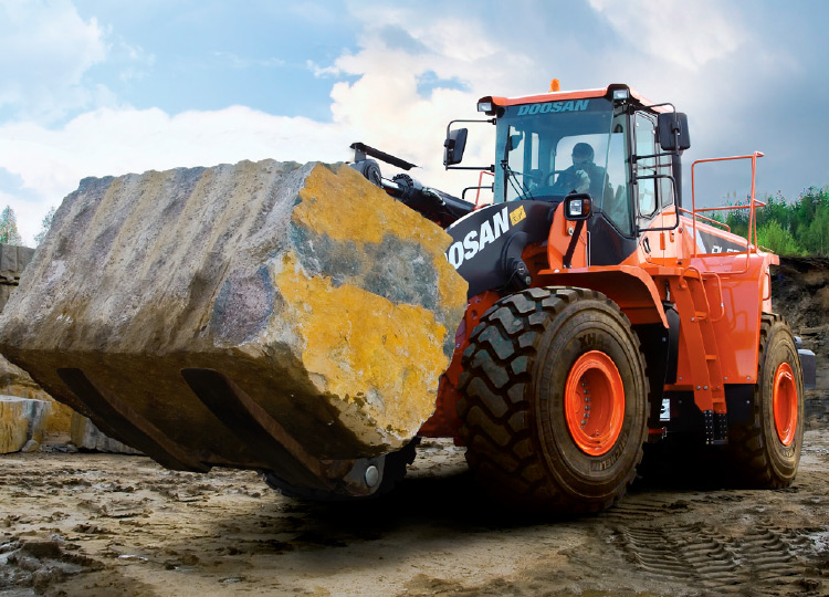 Транспортувальник блоків Doosan DL550BH